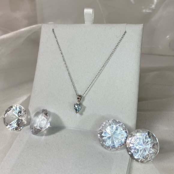 14K WHITE GOLD aquamarine and diamond heart necklace 18” REAL GOLD - Picture 3 of 15